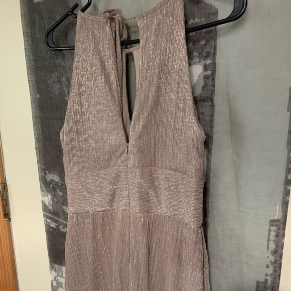 Ladies Dress - Picture 2 of 4